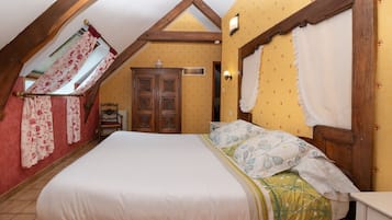 2 slaapkamers, een strijkplank/strijkijzer, wifi, beddengoed