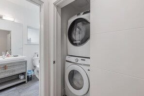 Interior - Luxury Private Bedroom steps from DT Mt View (Mountain View)