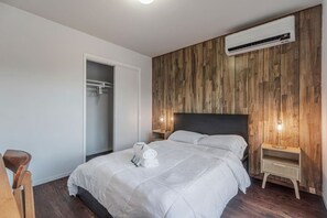 Room - Cozy, central Santa Clara escape (Santa Clara)