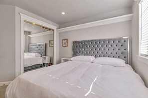 6 makuuhuonetta, työpöytä, silitysrauta/-lauta, Wi-Fi