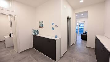 Family Apartment (Caedicia Victrix) | Living area