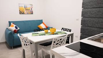 Comfort-Apartment, Whirlpool, Bergblick (Iside) | Eigene KĂŒche