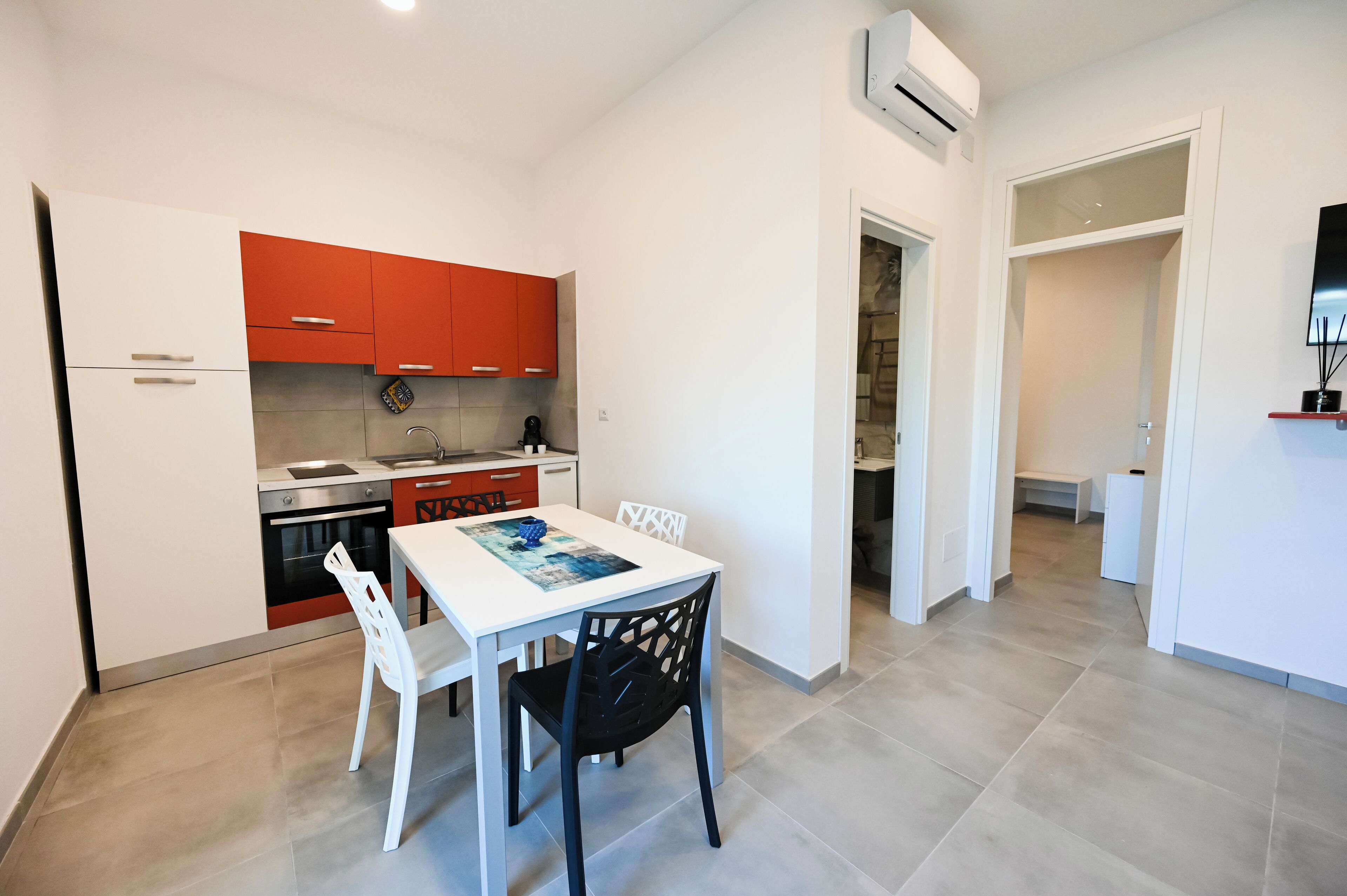Comfort Apartment (Soemia) | Private kitchen | Full-size fridge, oven, stovetop, highchair