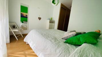 3 sovrum, strykjärn/strykbräda, wi-fi och sängkläder