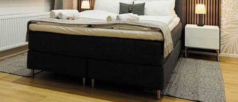 Appartement Deluxe, 2 chambres, animaux de compagnie acceptés, vue colline