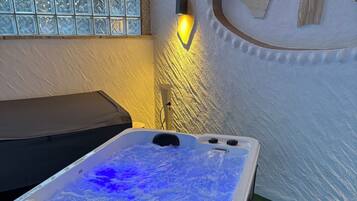 LÀgenhet Deluxe - 1 queensize-sÀng med bÀddsoffa - icke-rökare - husdjur tillÄtna | Terrass/Patio