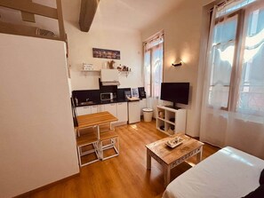 Fer et planche à repasser, Wi-Fi, draps fournis