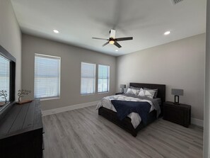 5 slaapkamers, wifi, beddengoed