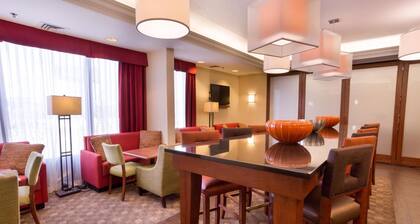 Wingate by Wyndham St. Louis Airport