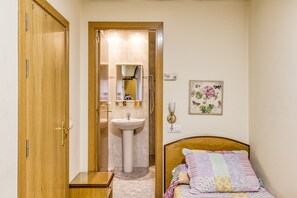 1 Schlafzimmer, WLAN, Bettwäsche