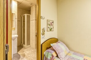 1 habitación, wifi y ropa de cama 