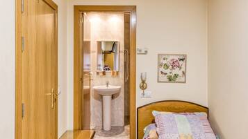 1 chambre, Wi-Fi, draps fournis