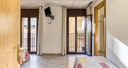 Room in the Heart of Figueres