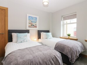 4 phòng ngủ, trang trí khác biệt 