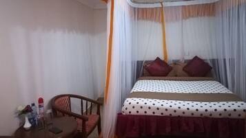 Free WiFi, bed sheets