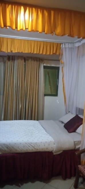 Standard Double Room, City View | Free WiFi, bed sheets