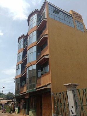 Exterior - Silvia's  Inn Hotel (Marsabit)