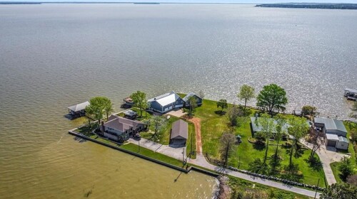 Spacious 6-bedroom lodge in tranquil Coldspring with welcoming Kitchen!!