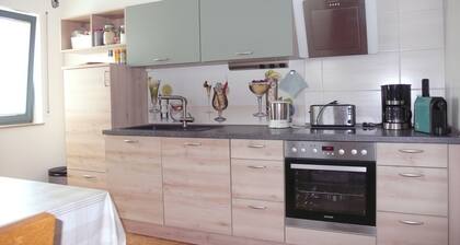 Apartment 'Ferienwohnung in Ehemaliger Bank' with Balcony