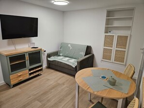 Strykejern/-brett og wi-fi (inkludert)