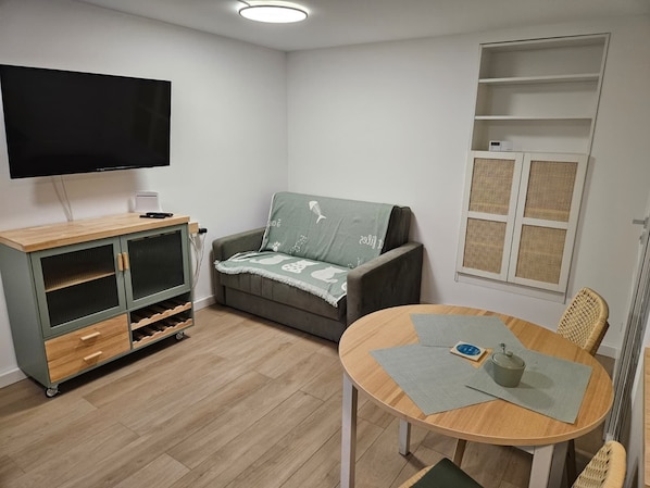 Tabla de planchar con plancha y wifi gratis