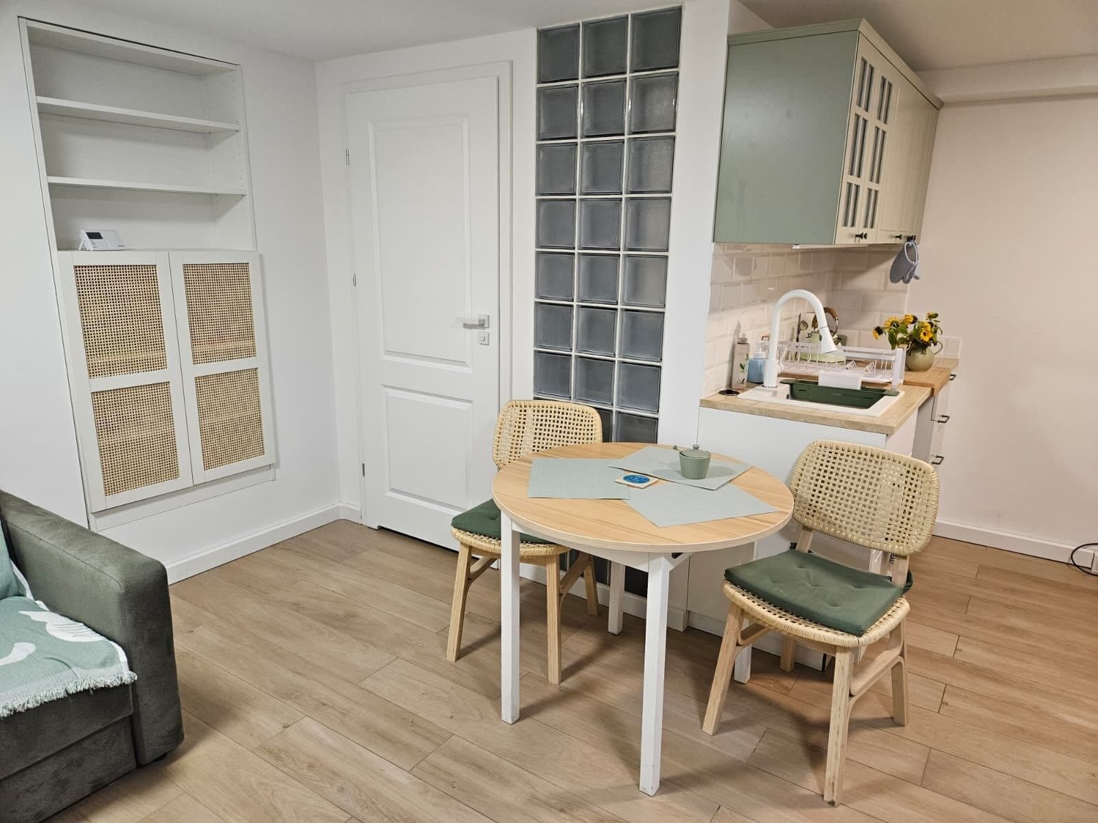 Ferro/asse da stiro, Wi-Fi gratuito