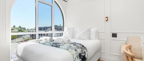 Apartment (0 Bedroom) | Front of property