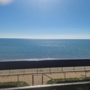 开间, 多间卧室, 无障碍, 吸烟房 | 住宿场地