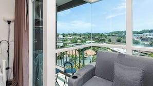 Standard Studio, Balcony, Partial Sea View - Studio in Ozone Condo in Kata A702 (Karon)