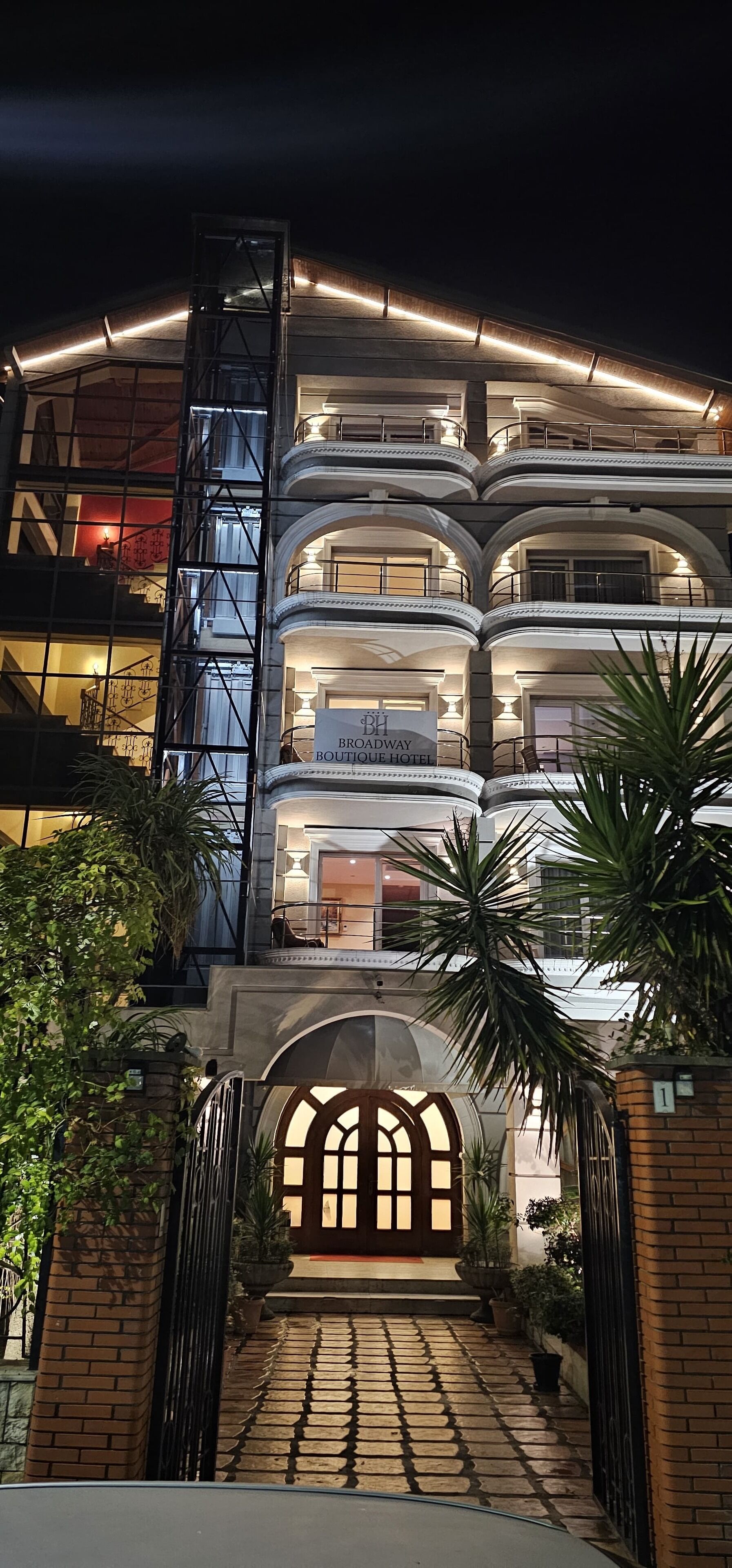 Fachada de la propiedad