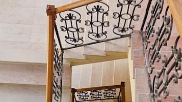 Smart TV 42 pulgadas con canales de televisión digitales