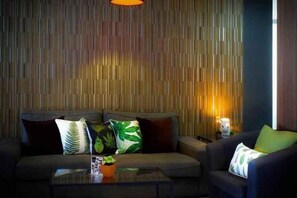 Living area - Ingnaam Hotel (Rangsit)