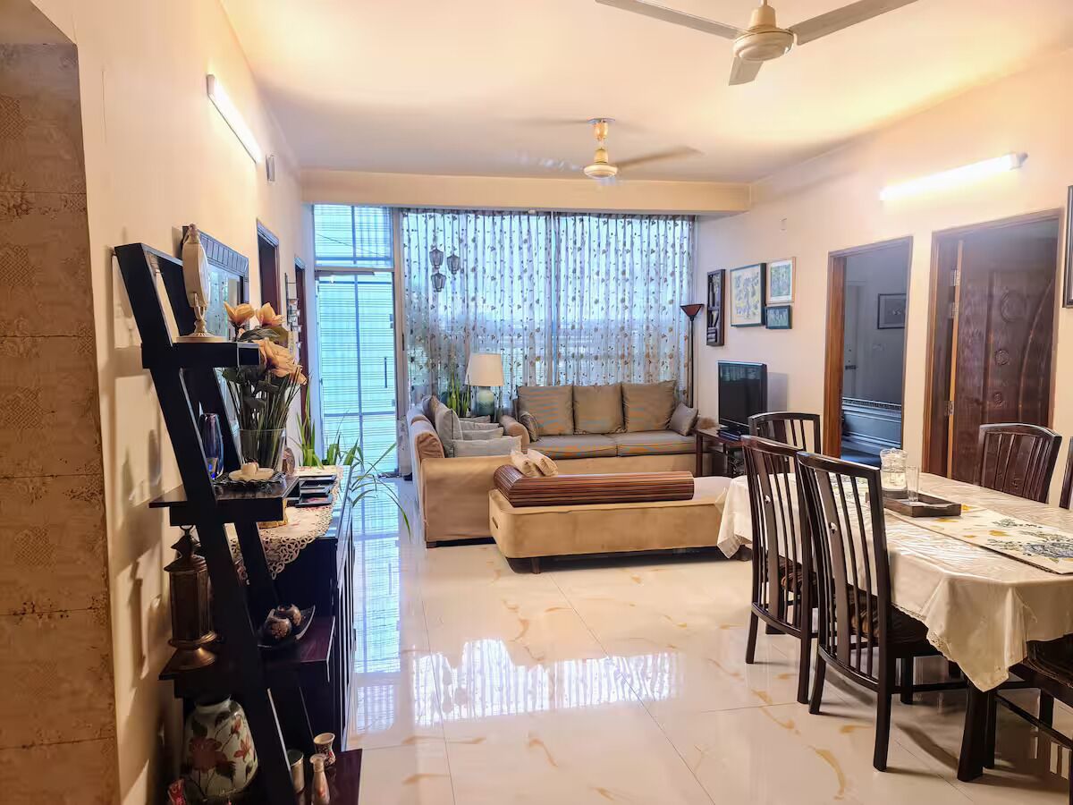 Comfort Room, Patio, City View | In-room dining