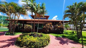 ด้านหน้าที่พัก