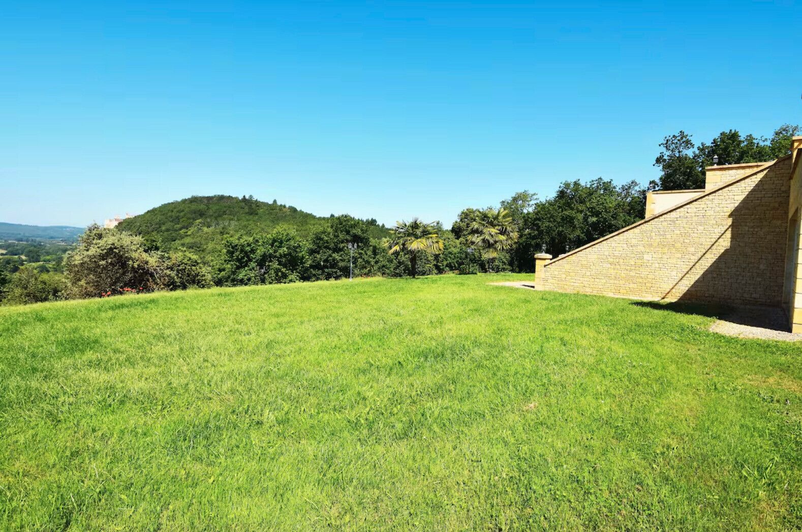 Overnatningsstedets område