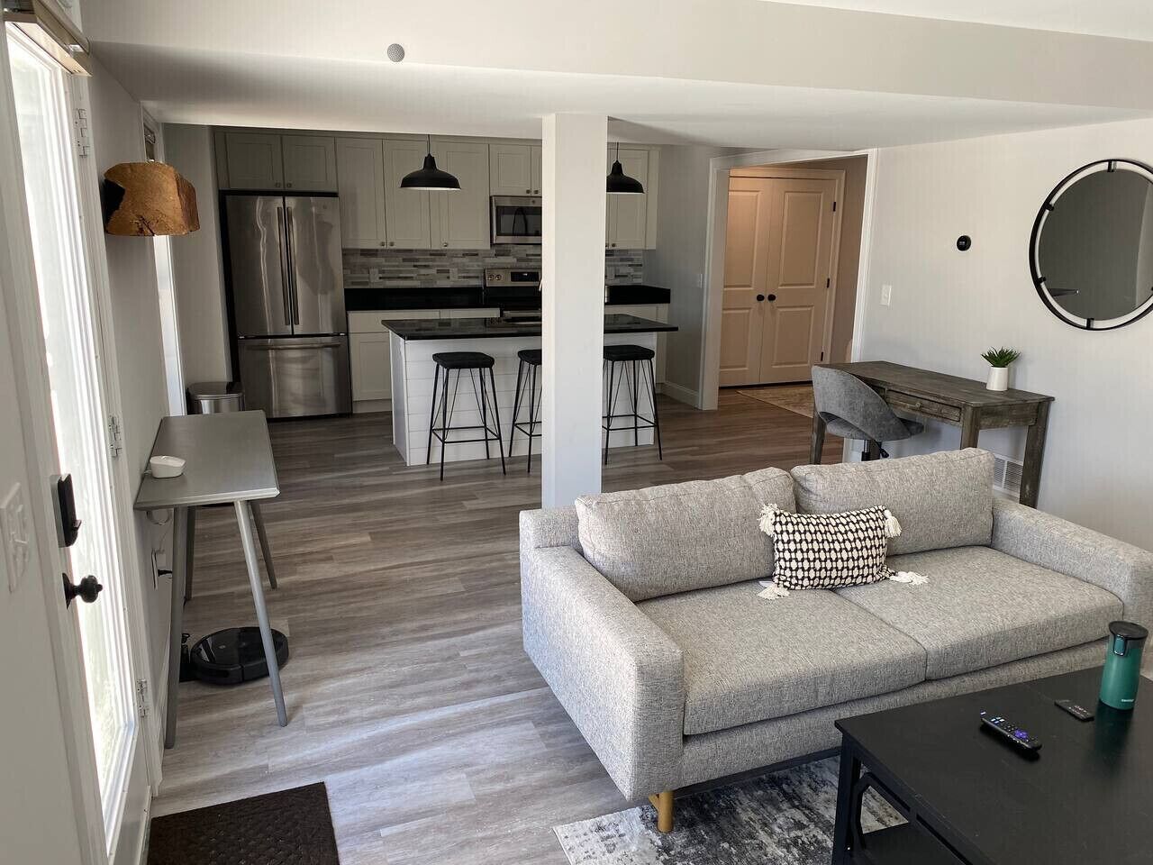 TV, fireplace, stereo