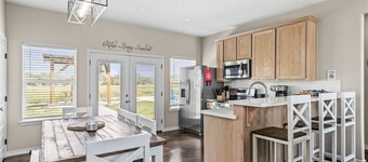 The Landing at Riviera Beach-Blue House-3 Bedroom, 2 bath with Shared Pool