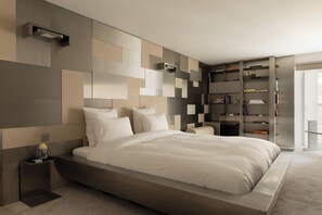 Ático de lujo | Caja fuerte, escritorio, espacio para trabajar con un portátil