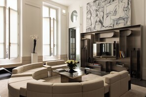 Luxury Penthouse | Living area