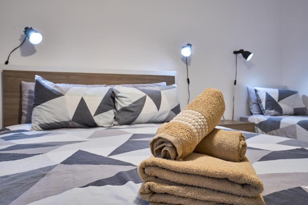 3 bedrooms, iron/ironing board, WiFi