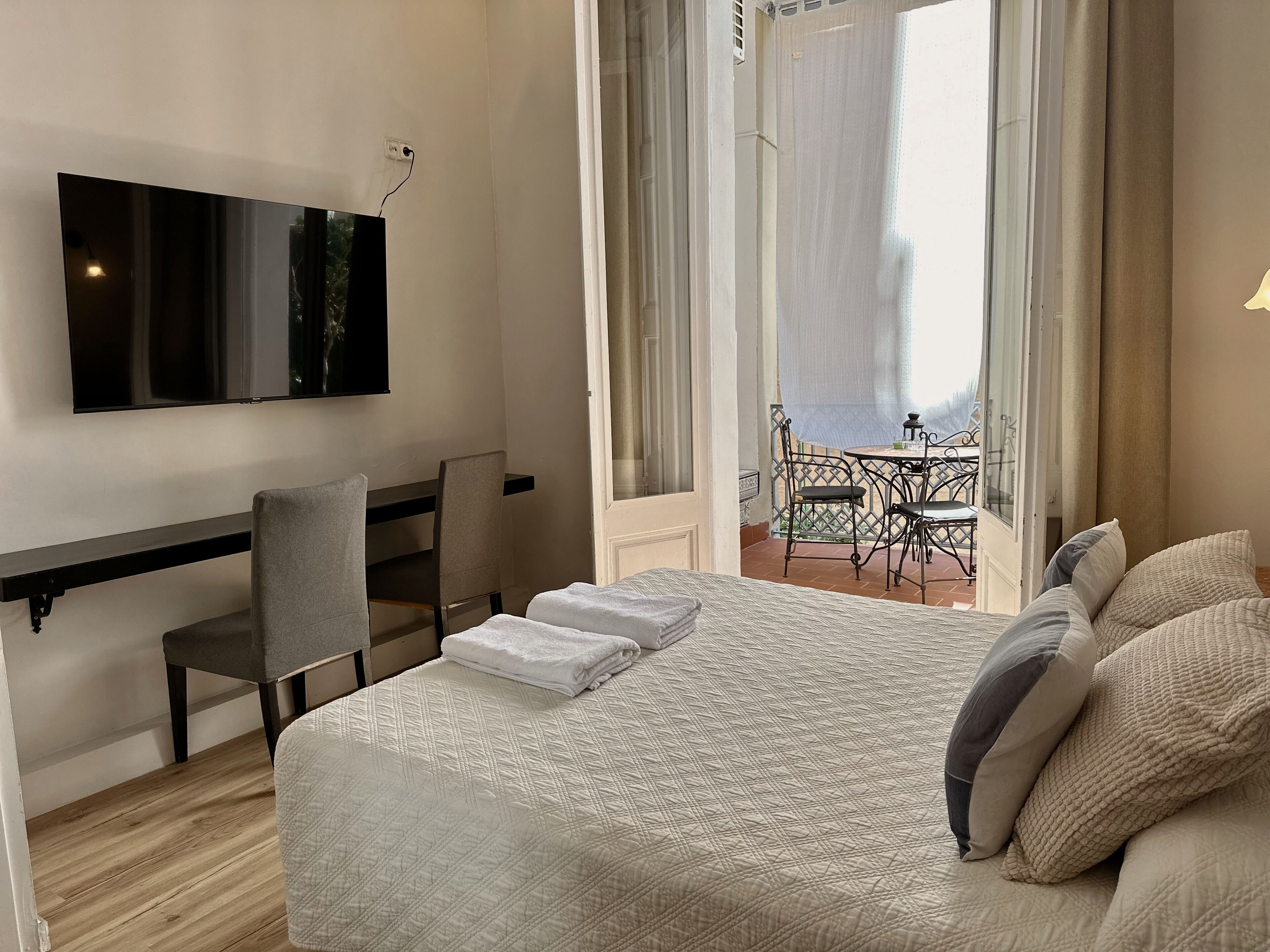 Chambre Double Deluxe, patio, vue ville