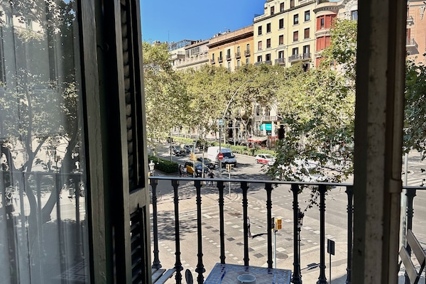Quarto duplo standard, sacada, vista para a cidade | Terraço/pátio