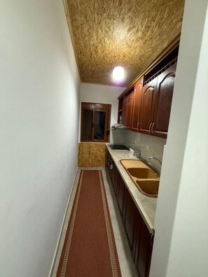 Appartement, 1 chambre, fumeur, balcon | Cuisine privée