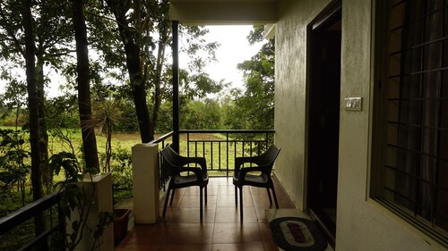 Chirooss Homestays And Resorts