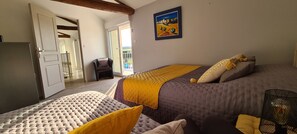 2 bedrooms, WiFi, bed sheets