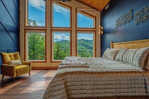 6 chambres, fer et planche à repasser, Wi-Fi, draps fournis