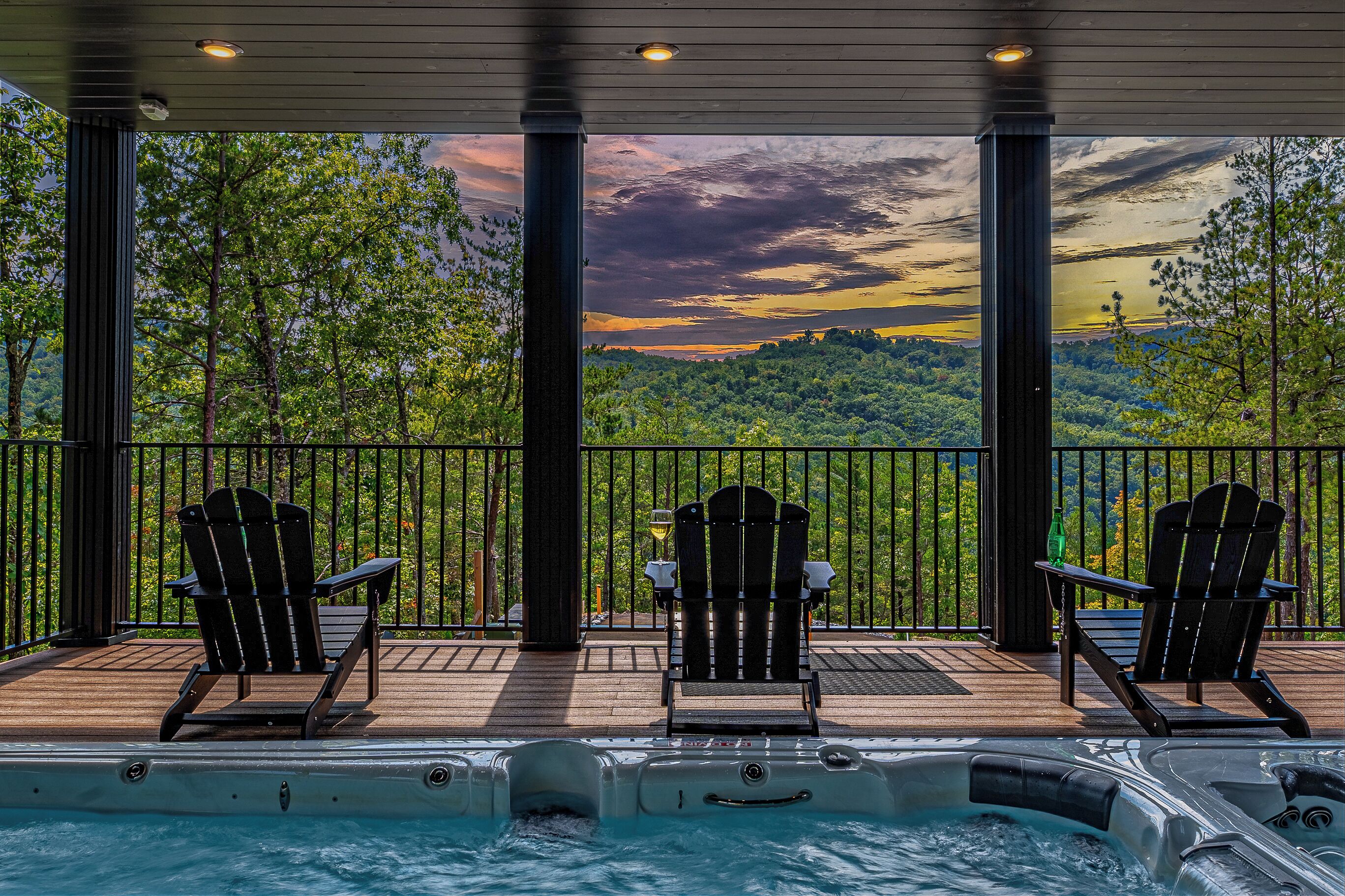 Tina de hidromasaje al aire libre