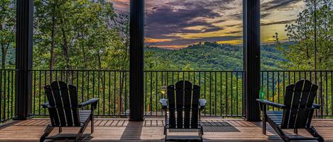 Bañera de hidromasaje al aire libre