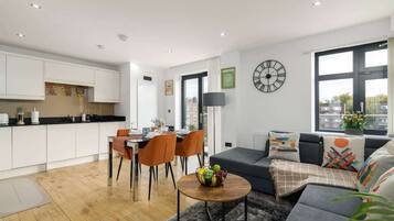 Smart TV, offices