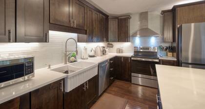 Private Beach Access - EV Charger - Pets Welcome